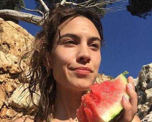 娱乐吃瓜酱英国文学,娱乐吃瓜酱视角下的文学盛宴